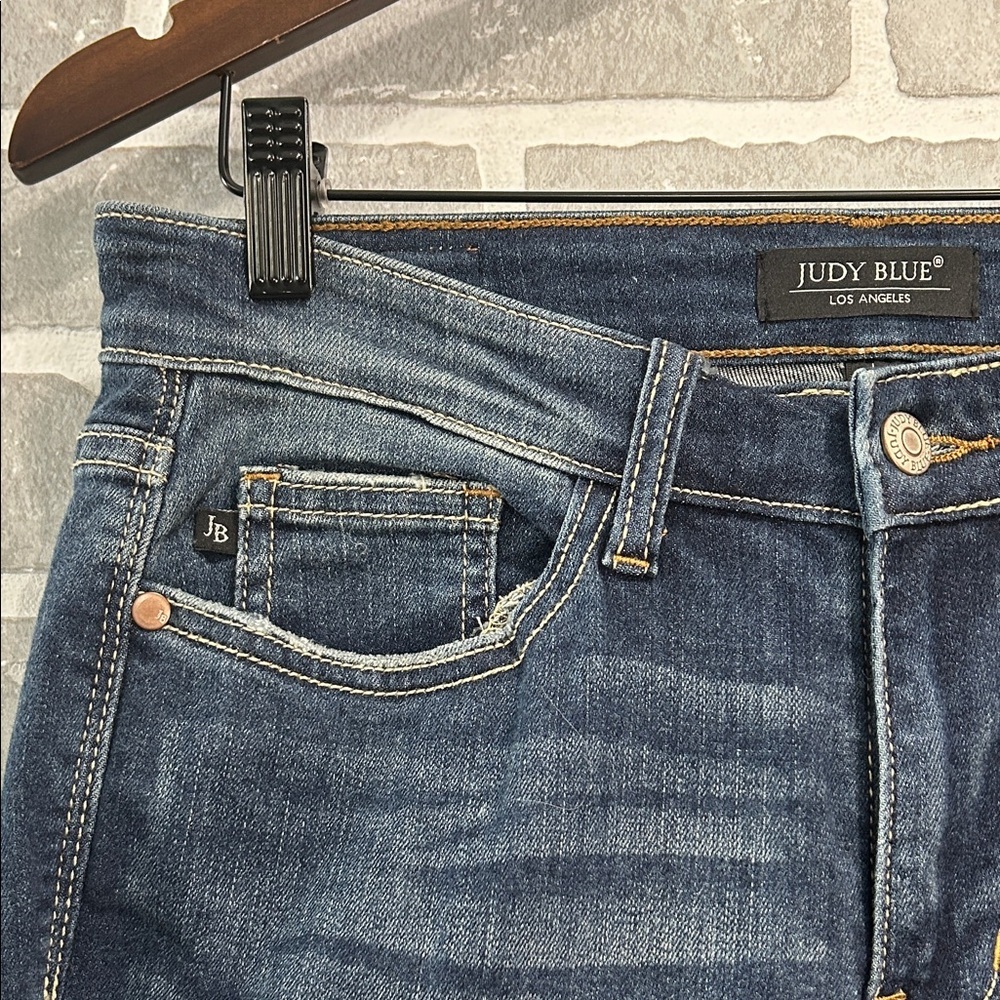 Judy Blue Dark Blue Distressed Straight Leg Jeans Womens Size 7/28 NWOT - Picture 6 of 15